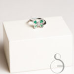 anello brillanti e smeraldo